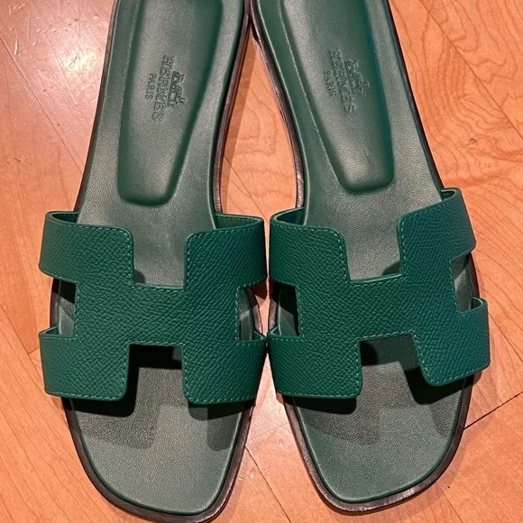 HERMES Oran sandal -size 37- Green (vert émeraude) in Epsom calfskin. - Picture 6 of 8